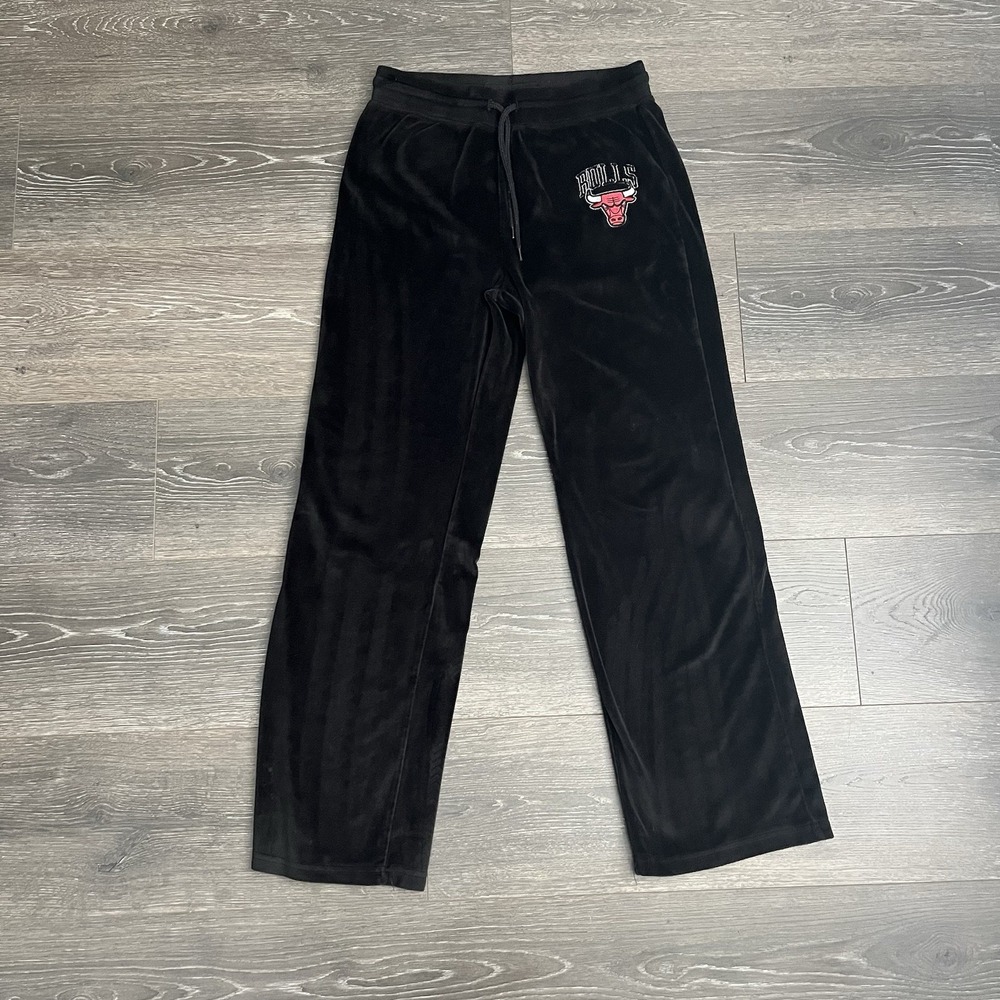 NBA Chicago Bulls Velour‎ Pants Size Small Black Stretch Embroidered Logo Casual